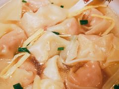 刀鱼馄饨-老半斋(福州路店)