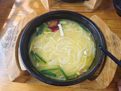 -桥香园过桥米线(国贸店)