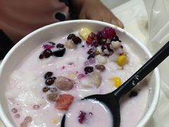 -津椰本·海南正宗椰奶清补凉(店一店)