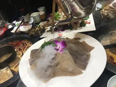 -重庆德庄火锅(体育中心店)
