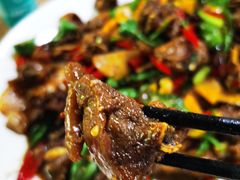-鲁南仔·滕州炒鸡(经三路店)