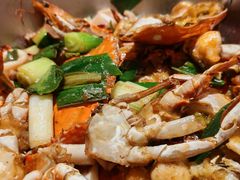 -七欣天香辣蟹火锅(闵行浦江欢乐颂店)