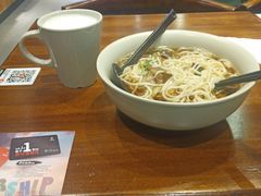 -李先生牛肉面大王(济南火车站候车室店)