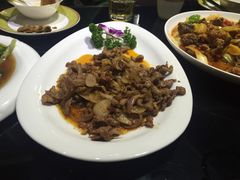 -木卡买提新疆餐厅·清真(新里海顿公馆店)