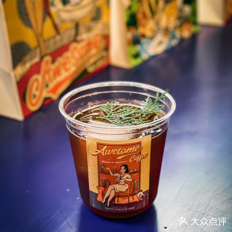 在广州❗️从复古漫画里跳出来的咖啡新店❗️