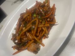 -南京金牛湖巨碗鱼头