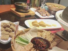 -魏铭鱼头捞饭(晋阳路店)