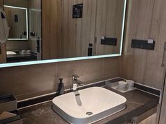 -杭州西湖湖滨银泰亚朵酒店