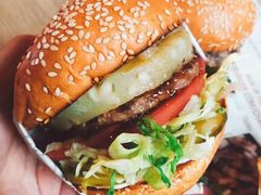 -The Habit Burger Grill 哈比特汉堡(复兴soho店)