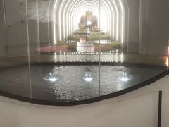 -涨巢·潮玩水疗局