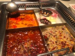 牛油麻辣锅底-海底捞火锅(上元大街店)