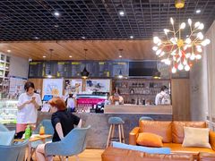 -ZING COFFEE 镜咖啡