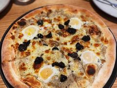 黑松露蘑菇pizza-MOMENTI手工意面(晶耀前滩店)