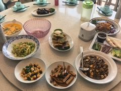 -巧克力渔家.小船海鲜胶东菜(万平口店)