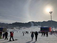 -丝绸之路山地度假区滑雪场