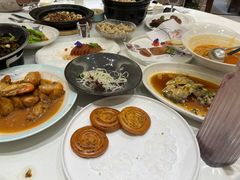 -沪华海鲜大酒楼(南汇店)