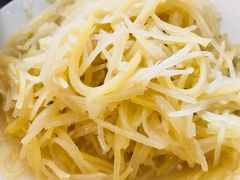 酸辣土豆丝-清真永恒华威肉饼(潘家园店)