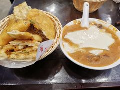 -方中山胡辣汤(成都首店)