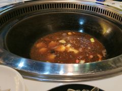 -哈尔滨烧烤·山河村铁锅炖(交大店)
