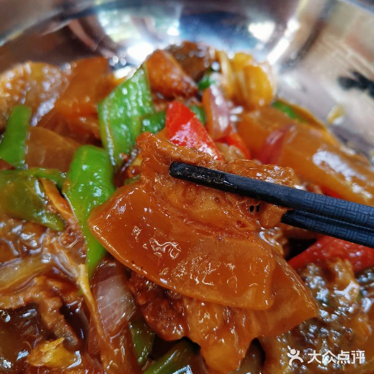 三亚探店✔打卡私房菜✔带皮小黄牛🐂