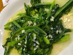 蒜茸油麦菜-川川川菜馆(椰海新城店)