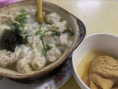 -小许三鲜砂锅馄饨店(家多乐烟酒店)