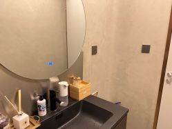 -变画·发型STUDIO