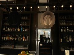 -卡佩罗意大利餐厅及酒吧Al Cappello Trattoria