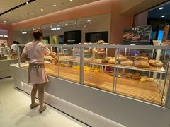 -好利来(上海长宁龙之梦店)