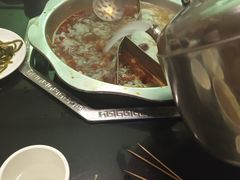 鸳鸯大骨锅-满禾林火锅(丹东路店)