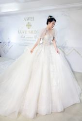 -LOVE SHINE婚纱·红鼎庄龙凤褂·妈妈装定制