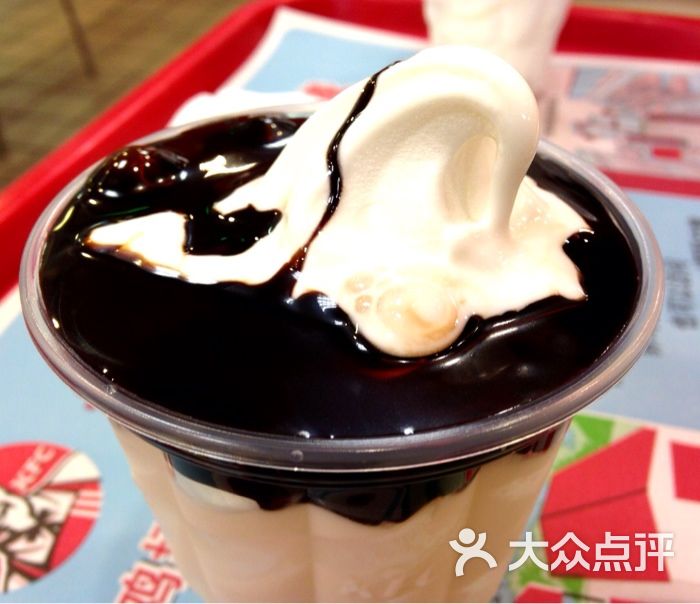 肯德基(香港广场淮海中路店)圣代图片 - 第1张