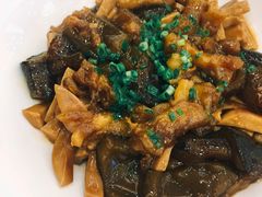 -山明水秀大饭店