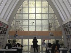 -钟书阁(松江泰晤士小镇店)