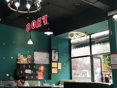-麻辣巅峰美蛙鱼头火锅(犀浦店)