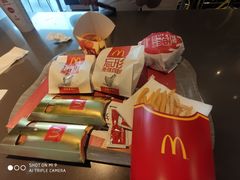-麦当劳(佛山流行前线店)