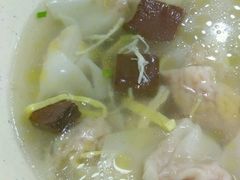 鸡汤馄饨(鸭血千张鸡丝)-鸡鸣汤包(仙林店)