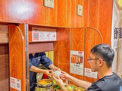 -独食火锅·半米屋台(直营总店)