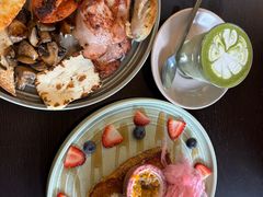 -Brew Bros Licenced Eatery