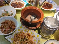 -董厨煨汤馆(车站路店)