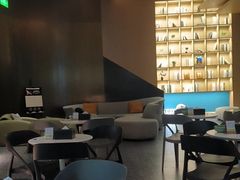 -金色印象·4k影院式足体养生(龙腾路店)