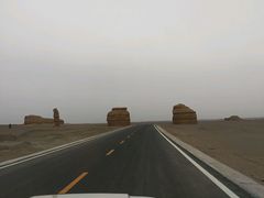 -敦煌雅丹国家地质公园