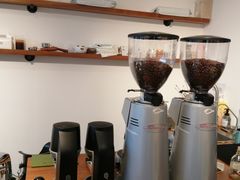 -Line 咖啡(石厦花园店)