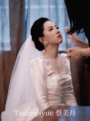 -台湾蔡美月婚纱租赁
