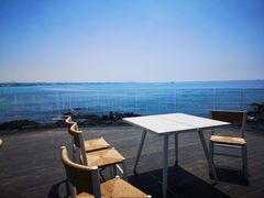 -Cafe Aewol Monsant
