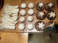 -秋香家韩式炭火烤肉(磐石路店)