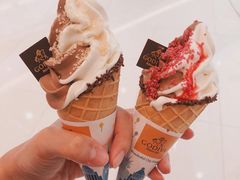 草莓双重巧克力软冰淇淋-GODIVA(恒隆广场店)