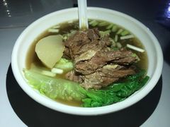 株候牛腩面-小梁哥云吞面(黄贝岭店)
