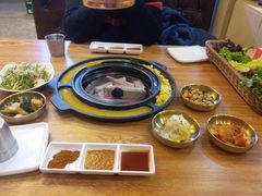 -弘益铭家九炙社韩国烤肉料理(尚美店)