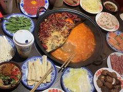 -萍姐火锅·公路夜市(武汉首店)